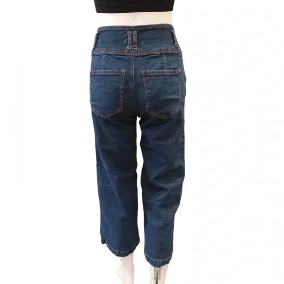 Revamped Capri  High Rise Denim Jeans Size 5 - Picture 2 of 6